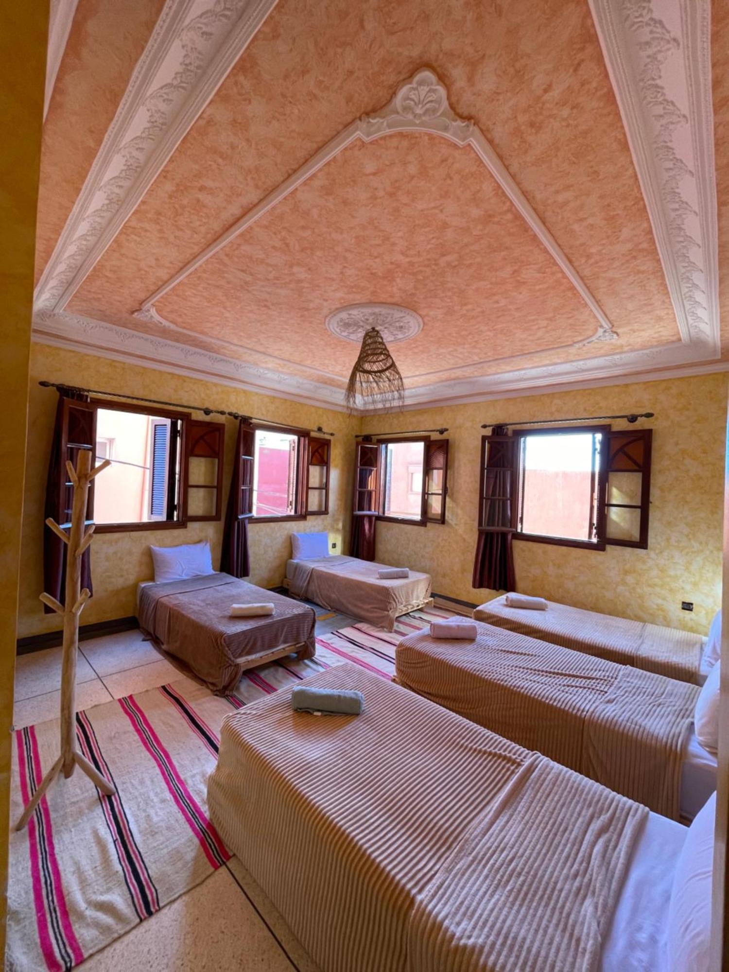 Auberge de jeunesse Berber Waves Surf House à Tamraght Extérieur photo