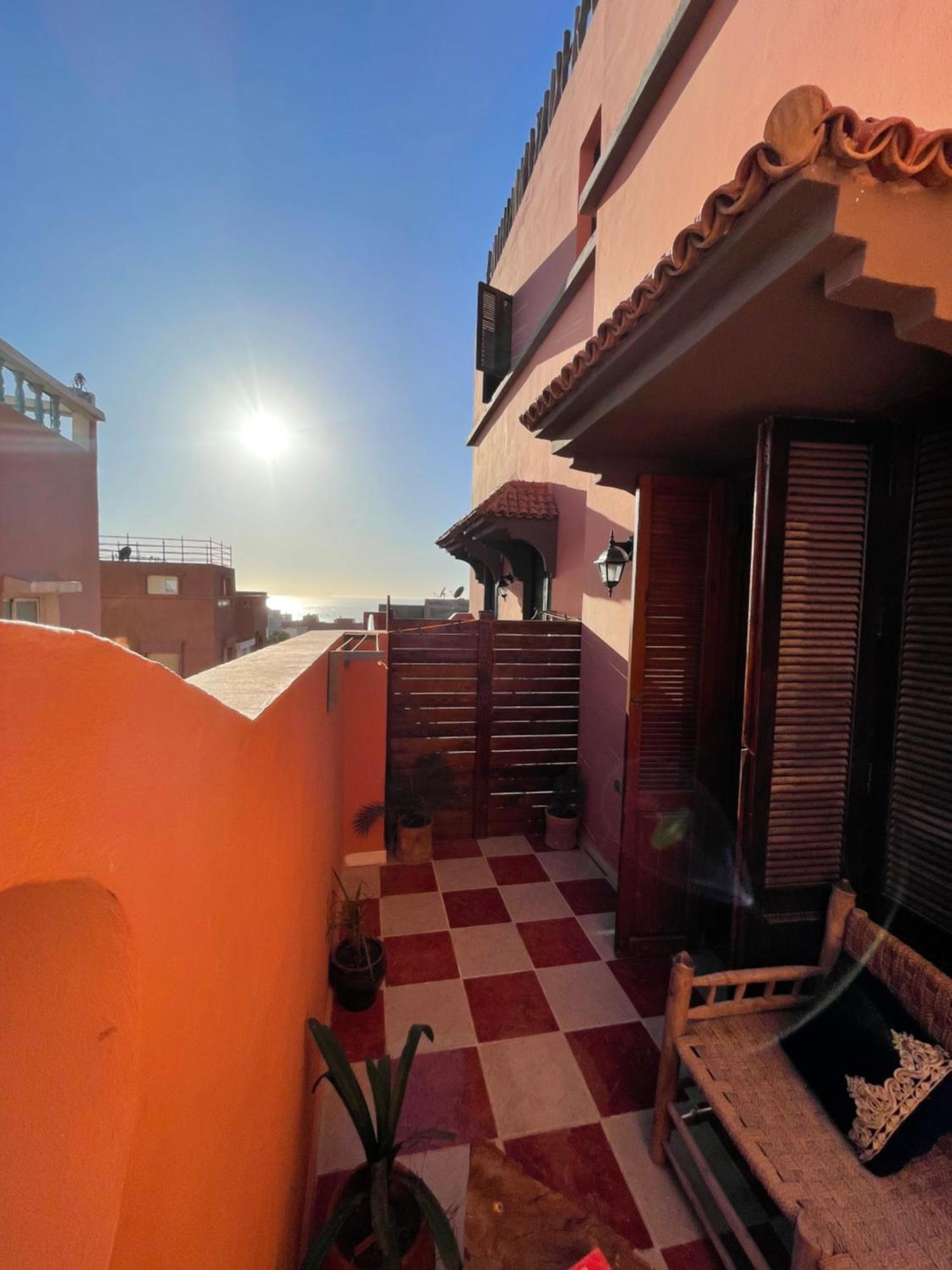 Auberge de jeunesse Berber Waves Surf House à Tamraght Extérieur photo
