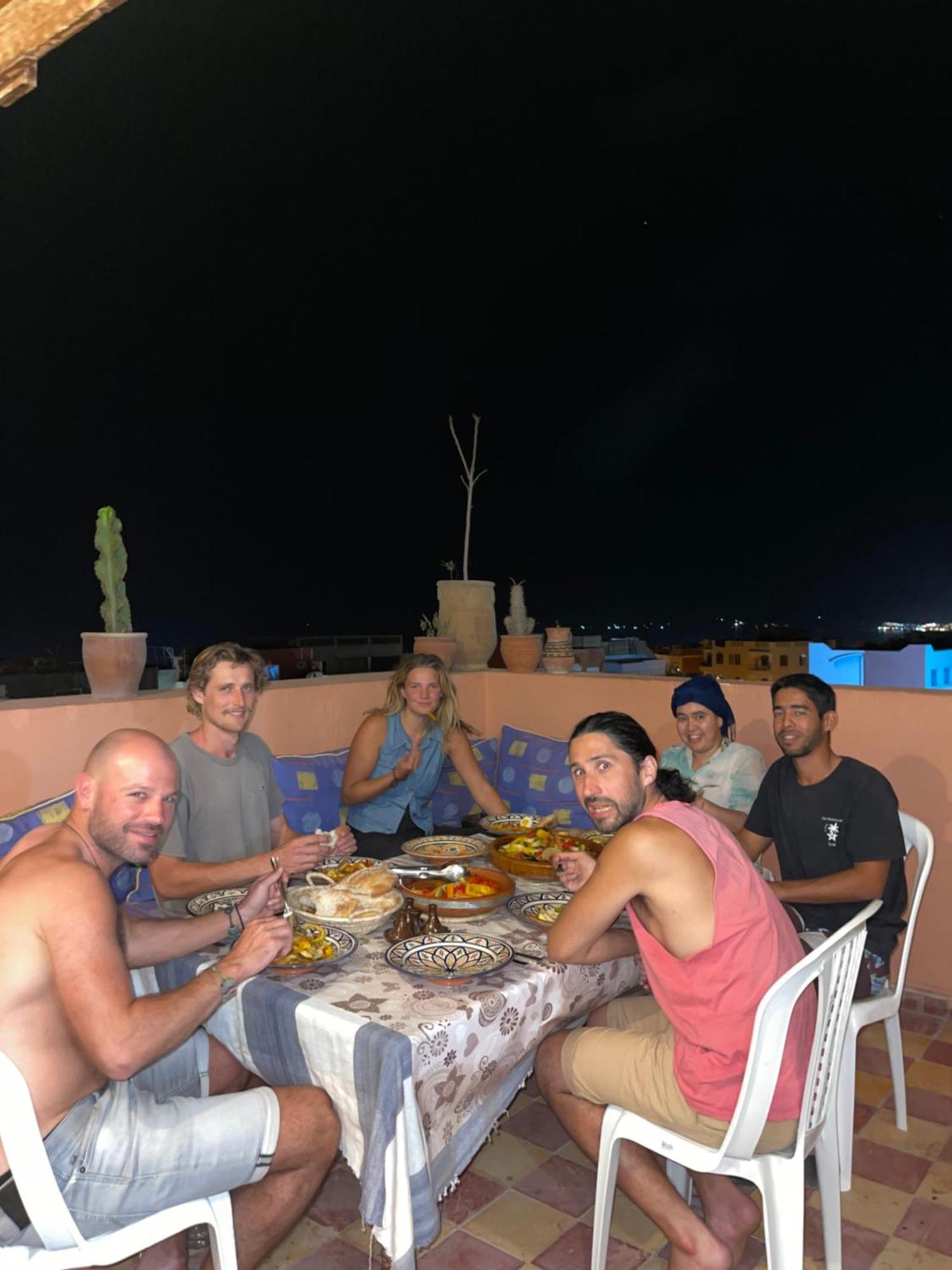 Auberge de jeunesse Berber Waves Surf House à Tamraght Extérieur photo